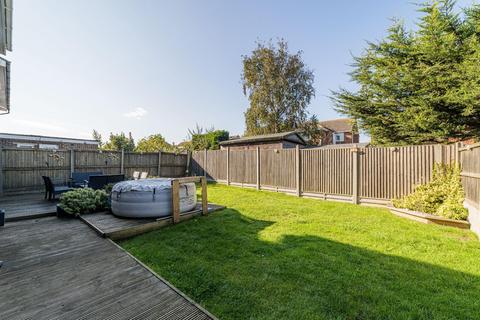 47 Meadow Walk, Whitstable, CT5 4PW