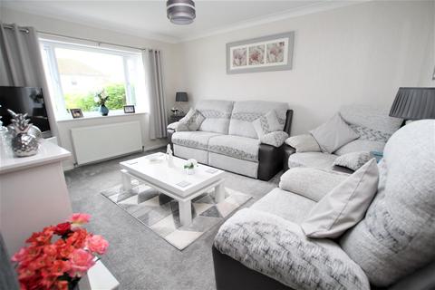 10 Kings Drive, Bradford, BD2 1PX