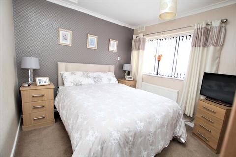 10 Kings Drive, Bradford, BD2 1PX