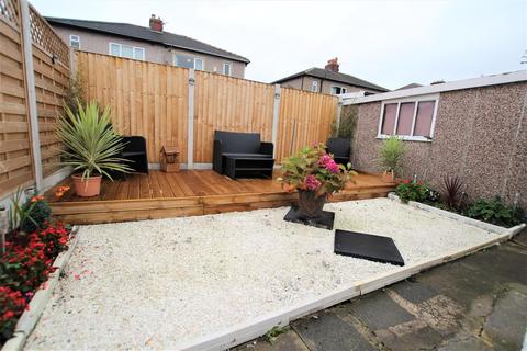 10 Kings Drive, Bradford, BD2 1PX