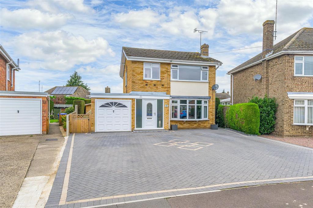 Welland Road, Boston 3 bed detached house £235,000