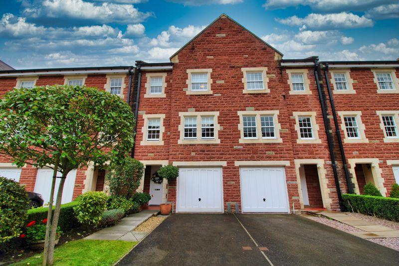 Bay Tree Lane, Abergavenny 4 bed terraced house £340,000