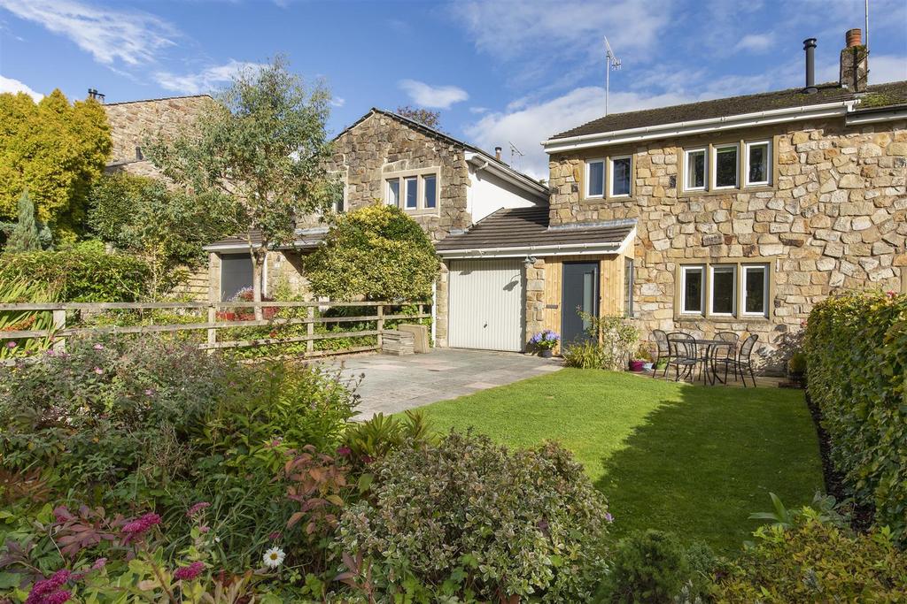 10 Greenfoot Lane, Low Bentham 3 bed semidetached house £265,000