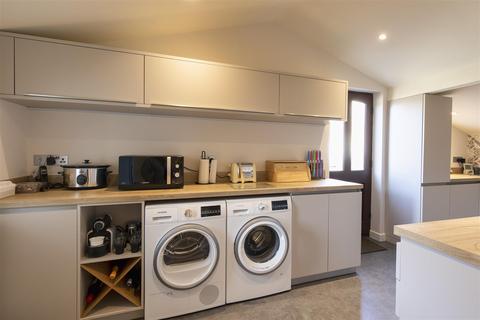 3 Collingwood Drive, Lower Bentham, Lancaster, LA2 7GH
