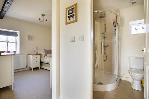 3 Collingwood Drive, Lower Bentham, Lancaster, LA2 7GH