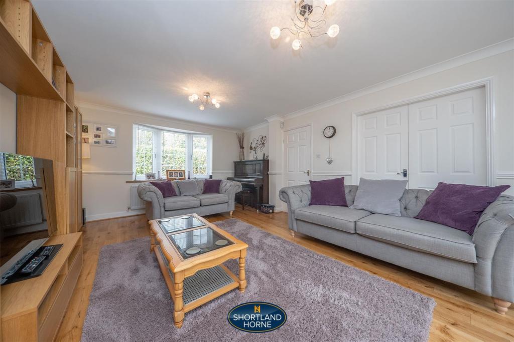 Garrick Close, Eastern Green, Coventry 4 bed detached house £410,000