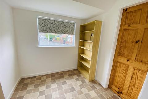 33 Leeway Road, Southwell, NG25 0BX