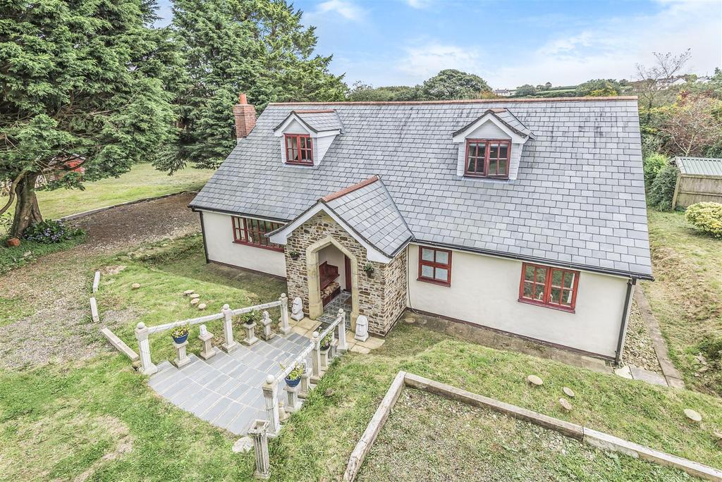 Bucks Cross, Bideford 4 bed detached house £550,000