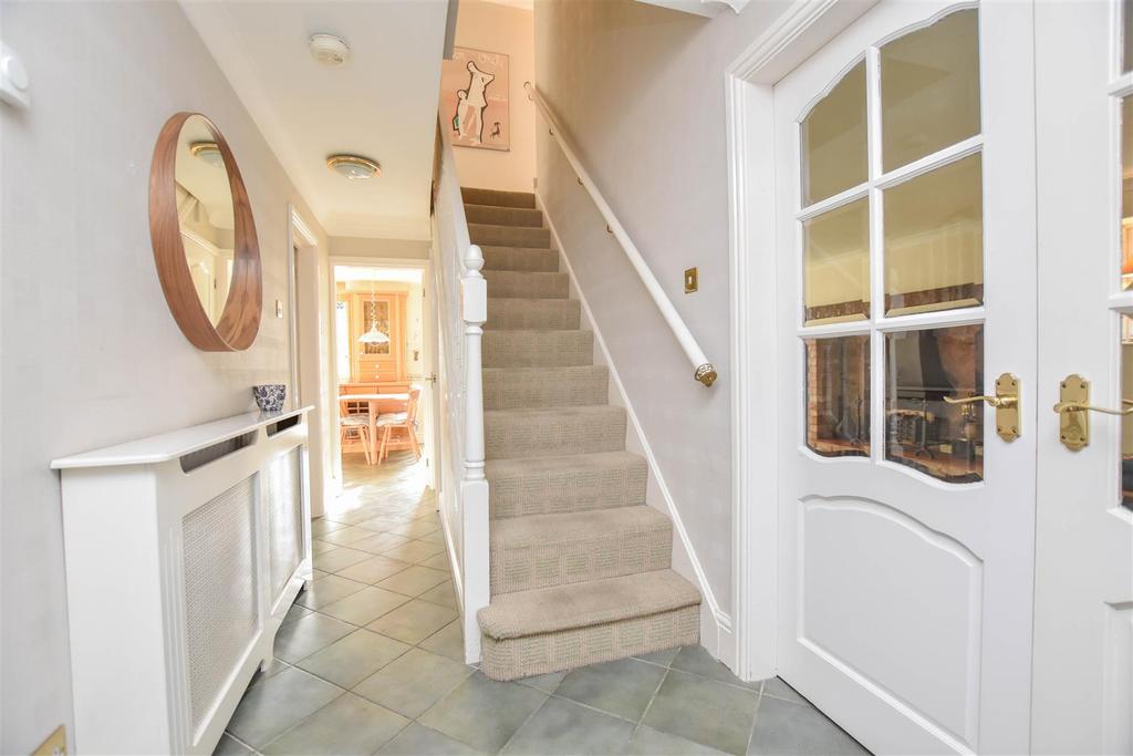 Nethergate, Clifton Village, Nottingham 5 bed detached house for sale £465,000