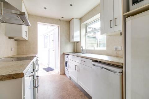 17 Church Mount, Horsforth, Leeds, LS18 5LE
