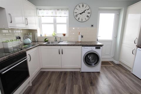 7 Flaen Close, Flamborough, Bridlington, YO15 1QE