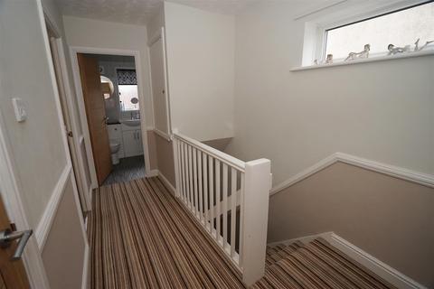 20 Wadebridge Drive, Bury, BL8 2NN