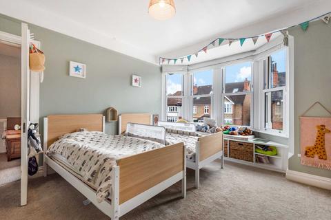 45 Beverley Crescent, Bedford, MK40 4BX