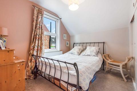 45 Beverley Crescent, Bedford, MK40 4BX