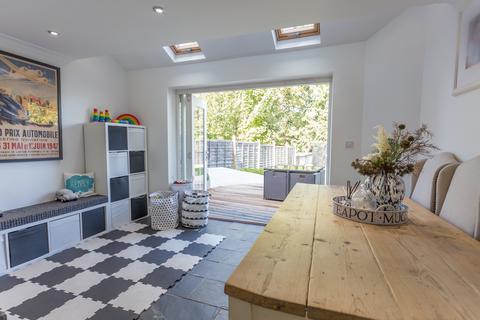 9 Oriental Road, Ascot, SL5 7AZ