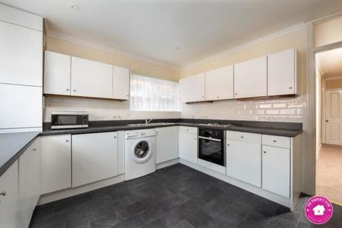 95 Kettlebaston Road, London, E10 7PE