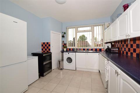 14a The Market, Carshalton, SM5 1AG