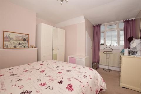 14a The Market, Carshalton, SM5 1AG