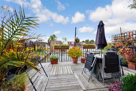 14a The Market, Carshalton, SM5 1AG