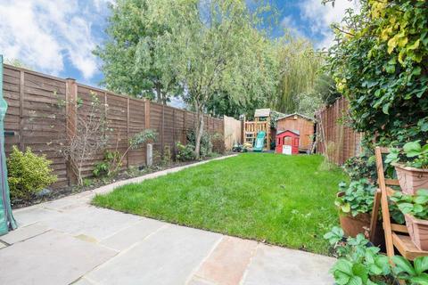 60 Willoughby Road, Kingston Upon Thames, KT2 6LJ
