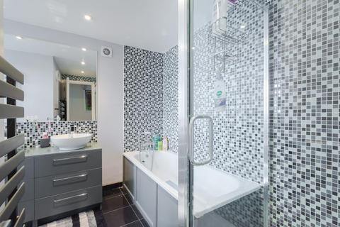 60 Willoughby Road, Kingston Upon Thames, KT2 6LJ