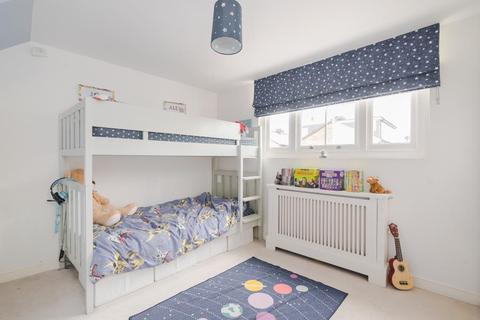 60 Willoughby Road, Kingston Upon Thames, KT2 6LJ