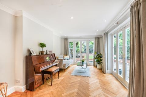 45 Devonshire Drive, London, SE10 8JZ