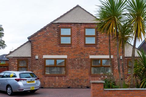 14 - 15 Bradfield Close, Leicester, LE5 5FB