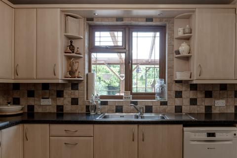 14 - 15 Bradfield Close, Leicester, LE5 5FB