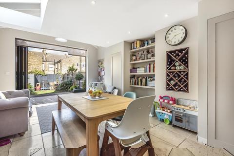 102 Fernbrook Road, London, SE13 5NH