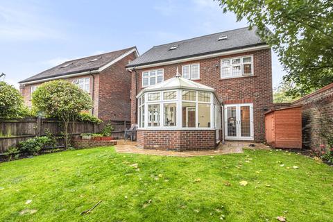 1 Spinney Close, Beckenham, BR3 3XA