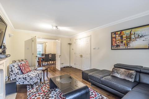 1 Spinney Close, Beckenham, BR3 3XA