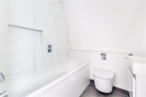 1 bedroom flat to rent, Newlands Terrace, 163 Queenstown Road, London