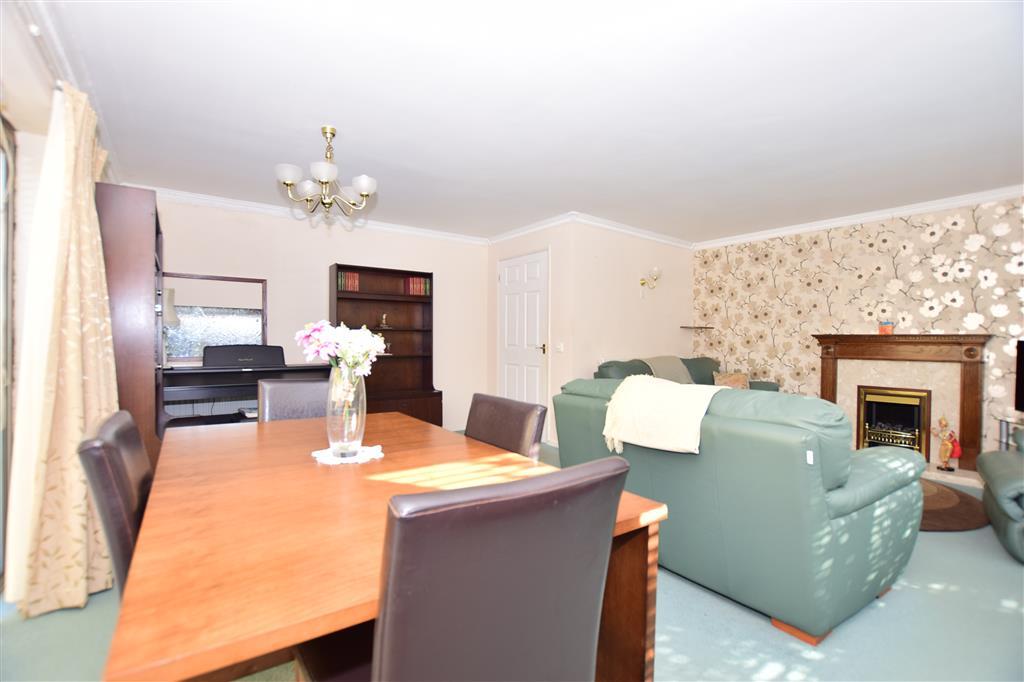 Lounge/Diner