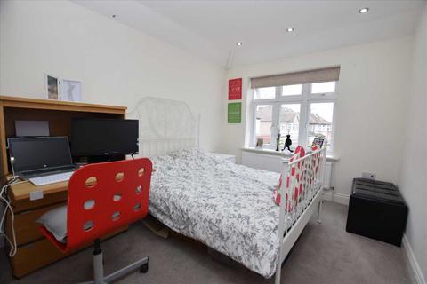 4 Woodcroft Avenue, Stanmore, HA7 3PS