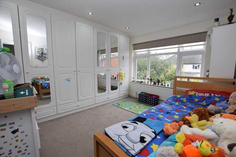 4 Woodcroft Avenue, Stanmore, HA7 3PS