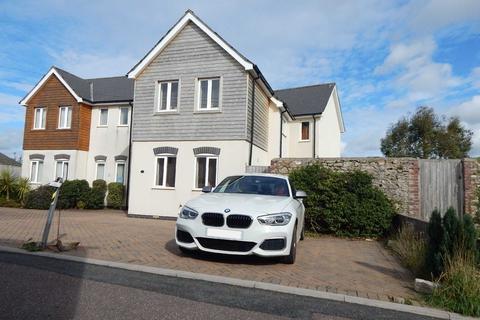12 Widepost Lane, Axminster, EX13 5PS