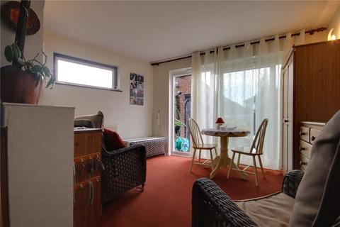 17 Vian Avenue, Enfield, EN3 6LQ