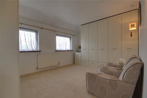 17 Vian Avenue, Enfield, EN3 6LQ