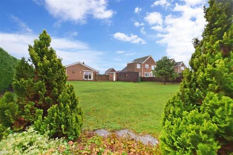 5 Joyes Close, Whitfield, Dover, CT16 3LS
