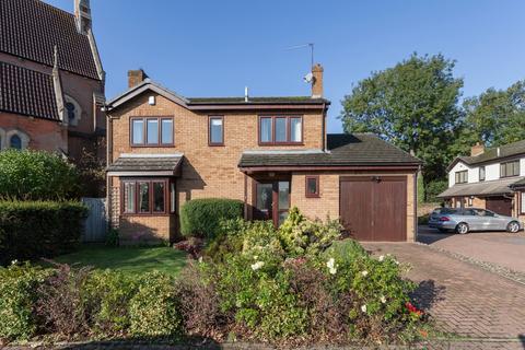 1 Friars Gate Close, Woodford Green, IG8 0SG