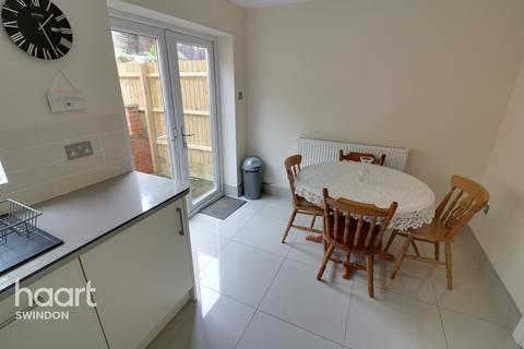 11 Bryony Way, Swindon, SN2 2SW