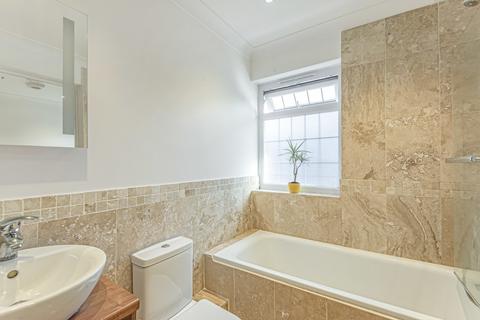10 Wolseley Road, Godalming, GU7 3DX