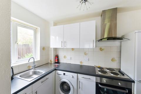34 Sutherland Drive, London, SW19 2UJ