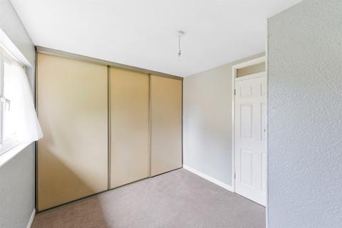 34 Sutherland Drive, London, SW19 2UJ