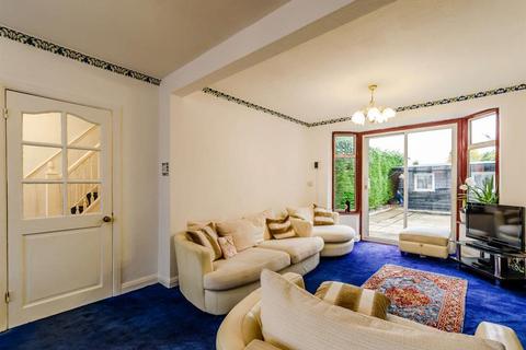 13 Oliver Road, New Malden, KT3 3UA