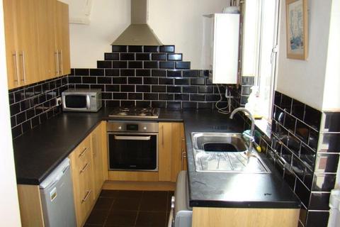 20 Alcombe Road, Northampton, NN1 3LF