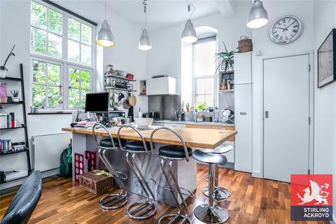28 Hoffman Square, London, N1 6DH