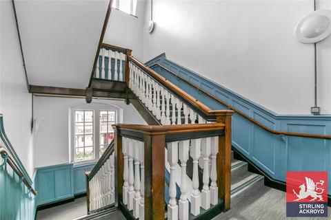 28 Hoffman Square, London, N1 6DH