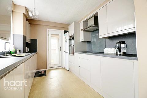 34 Canberra Crescent, Dagenham, RM10 9YH